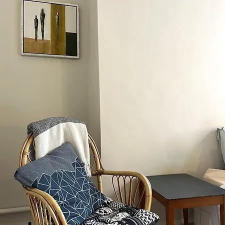 Elegant And Eclectic Near Ashton Gate